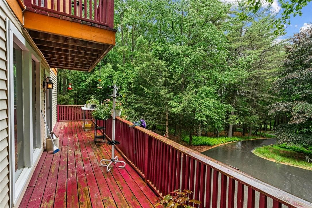 Deck