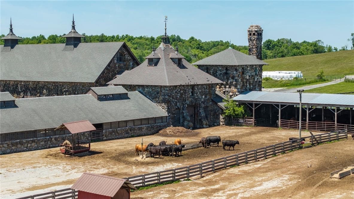 Barn
