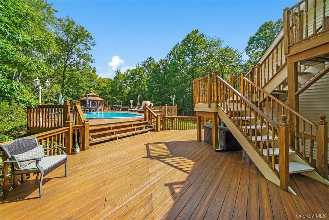 Deck