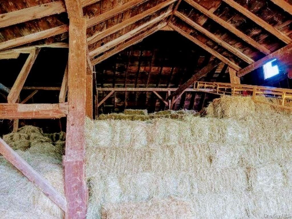 Barn