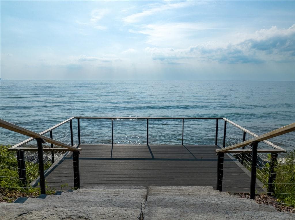 Dock