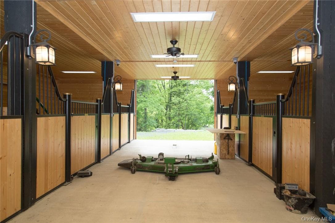 Stable
