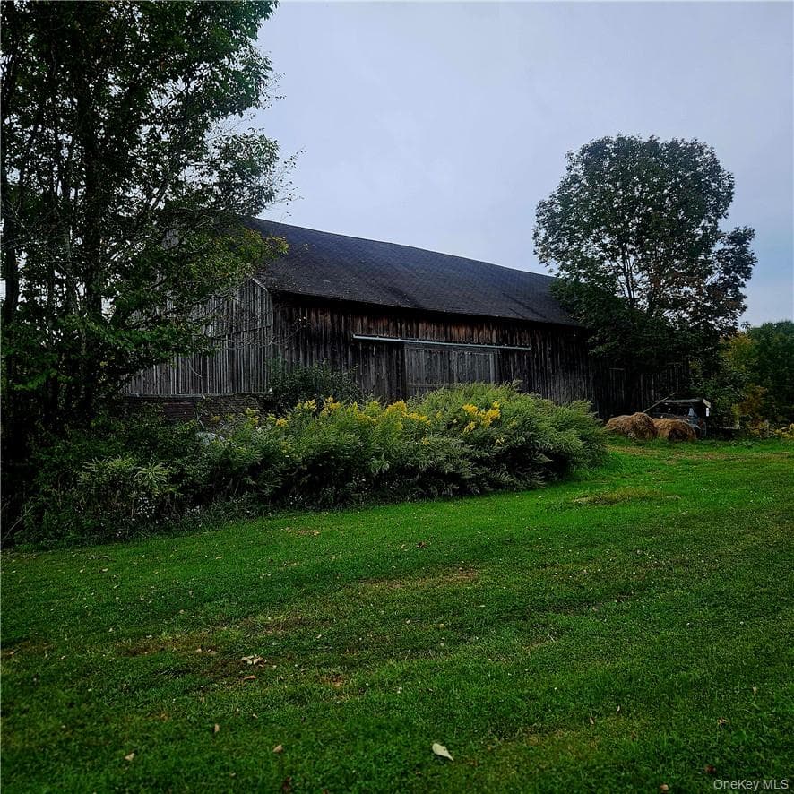 Barn