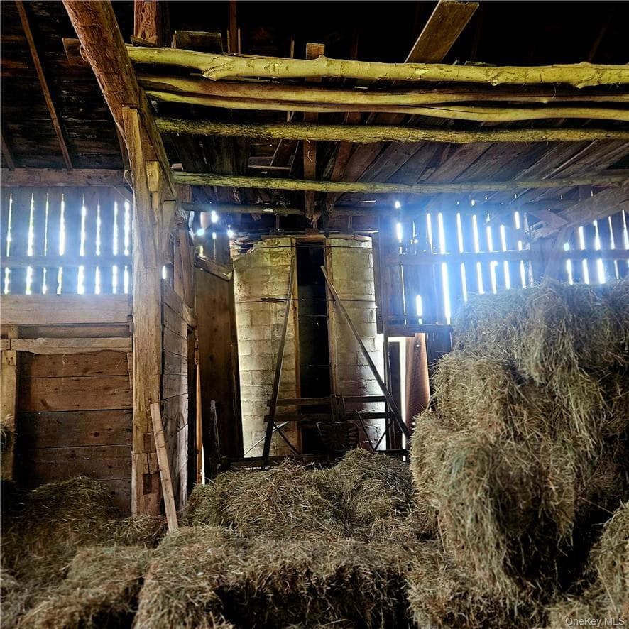 Barn