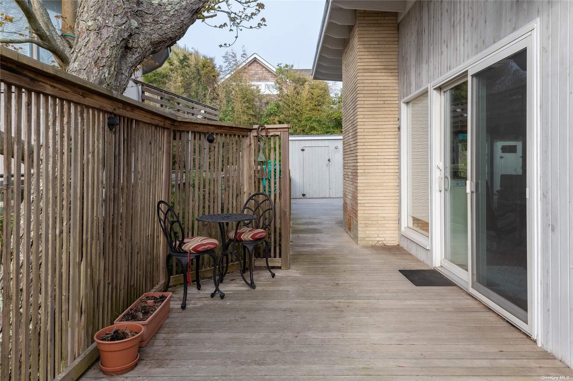 Deck