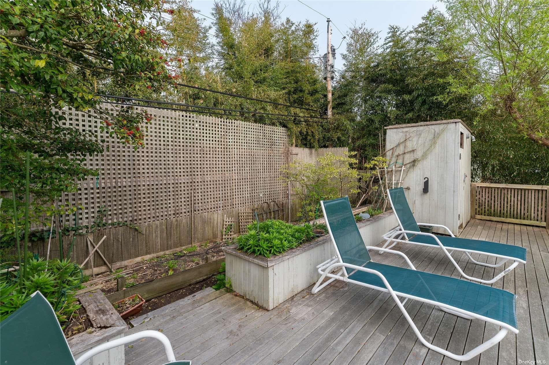 Deck