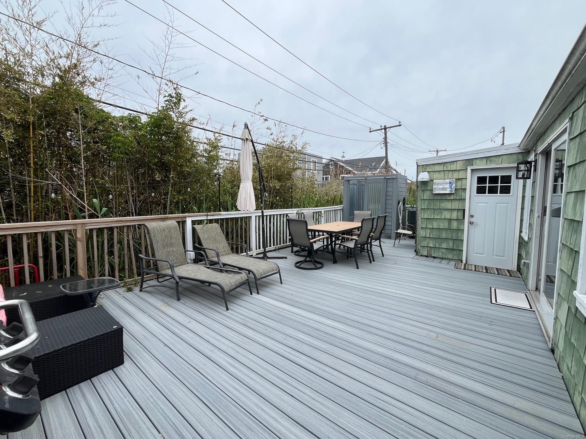 Deck