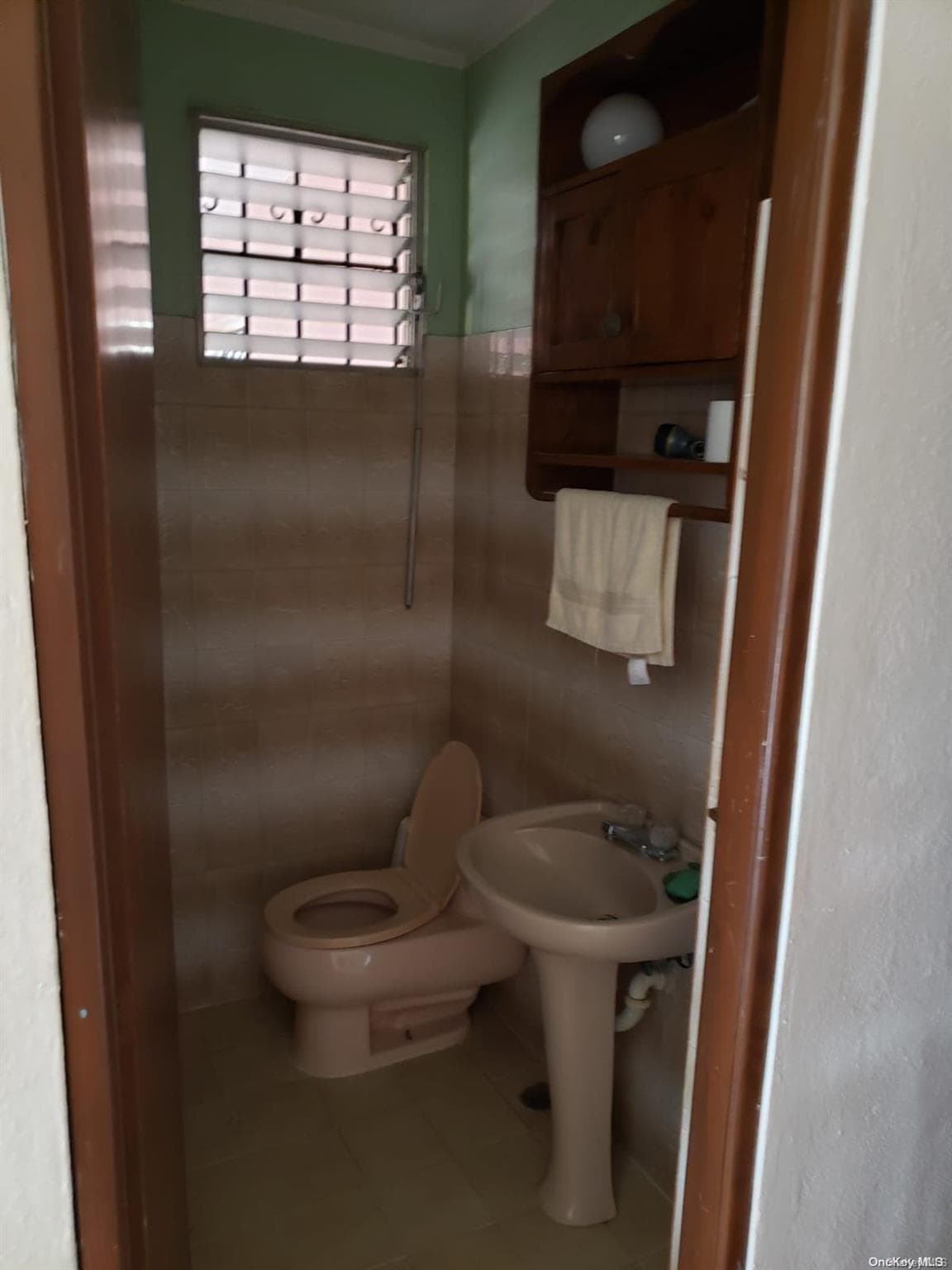 Photo 8