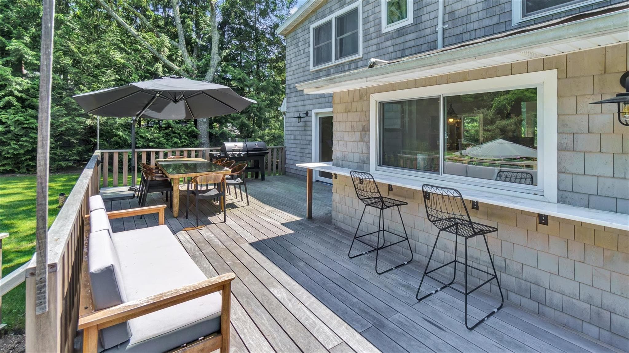 Deck