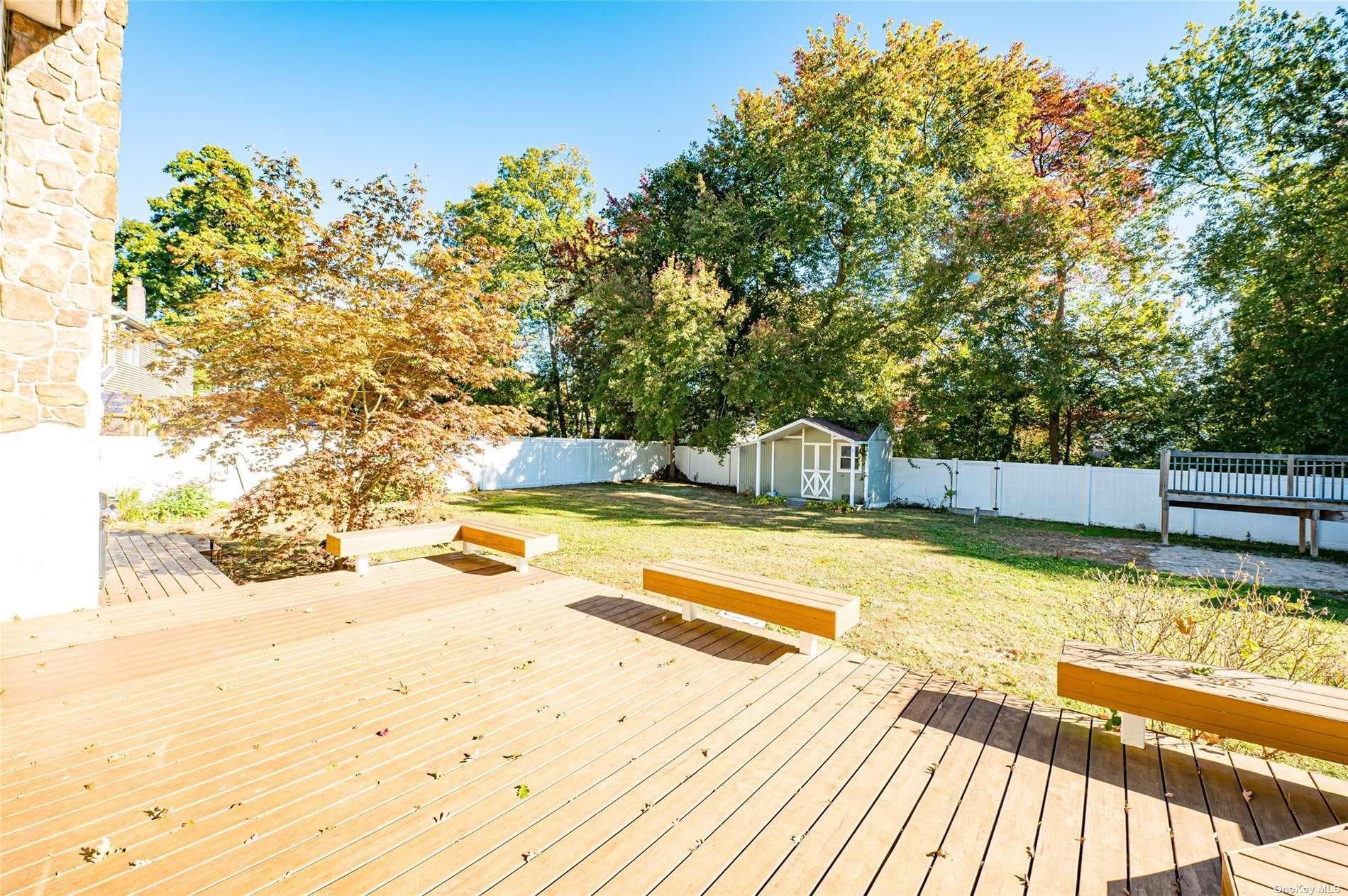 Deck