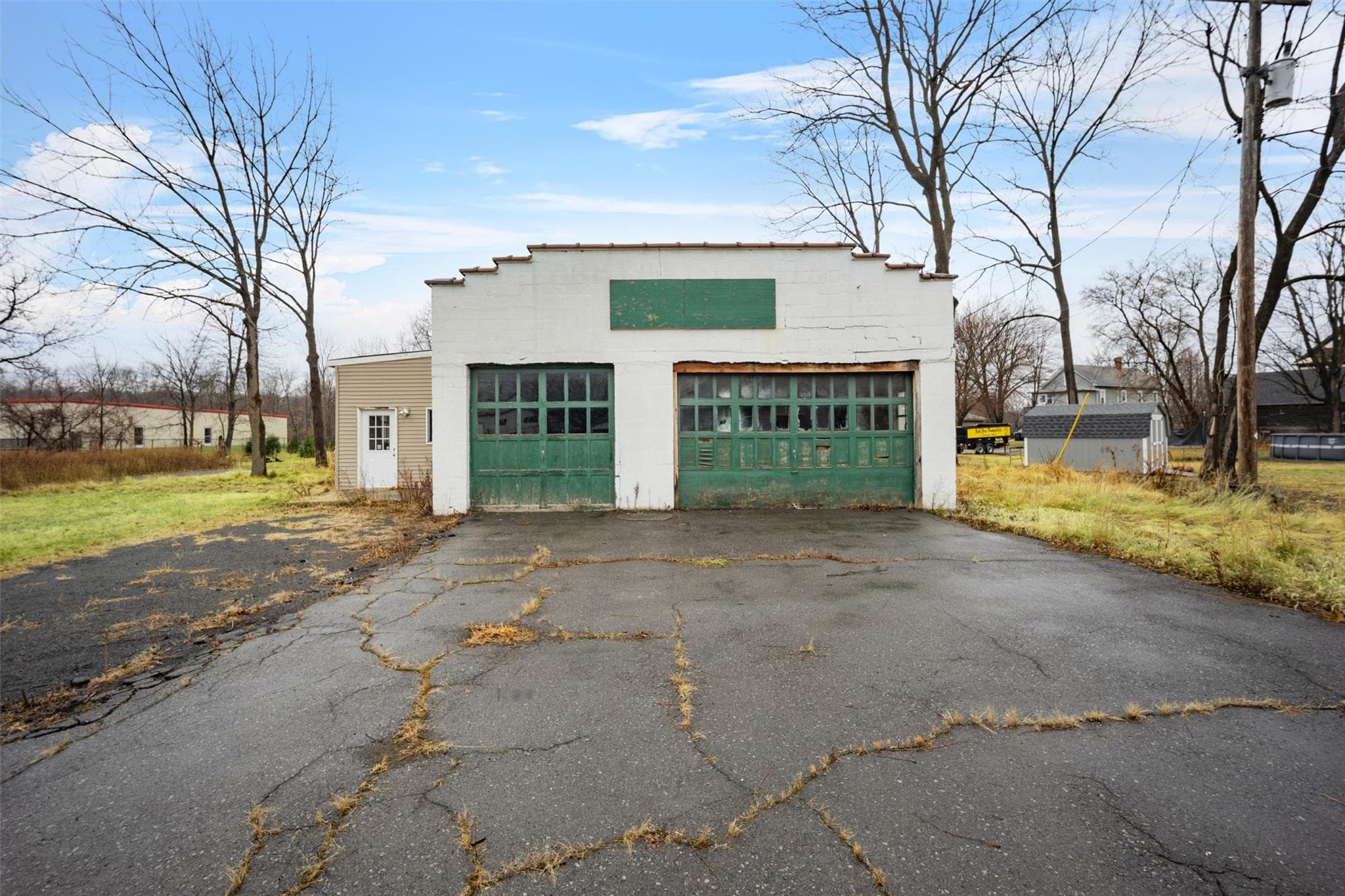Garage