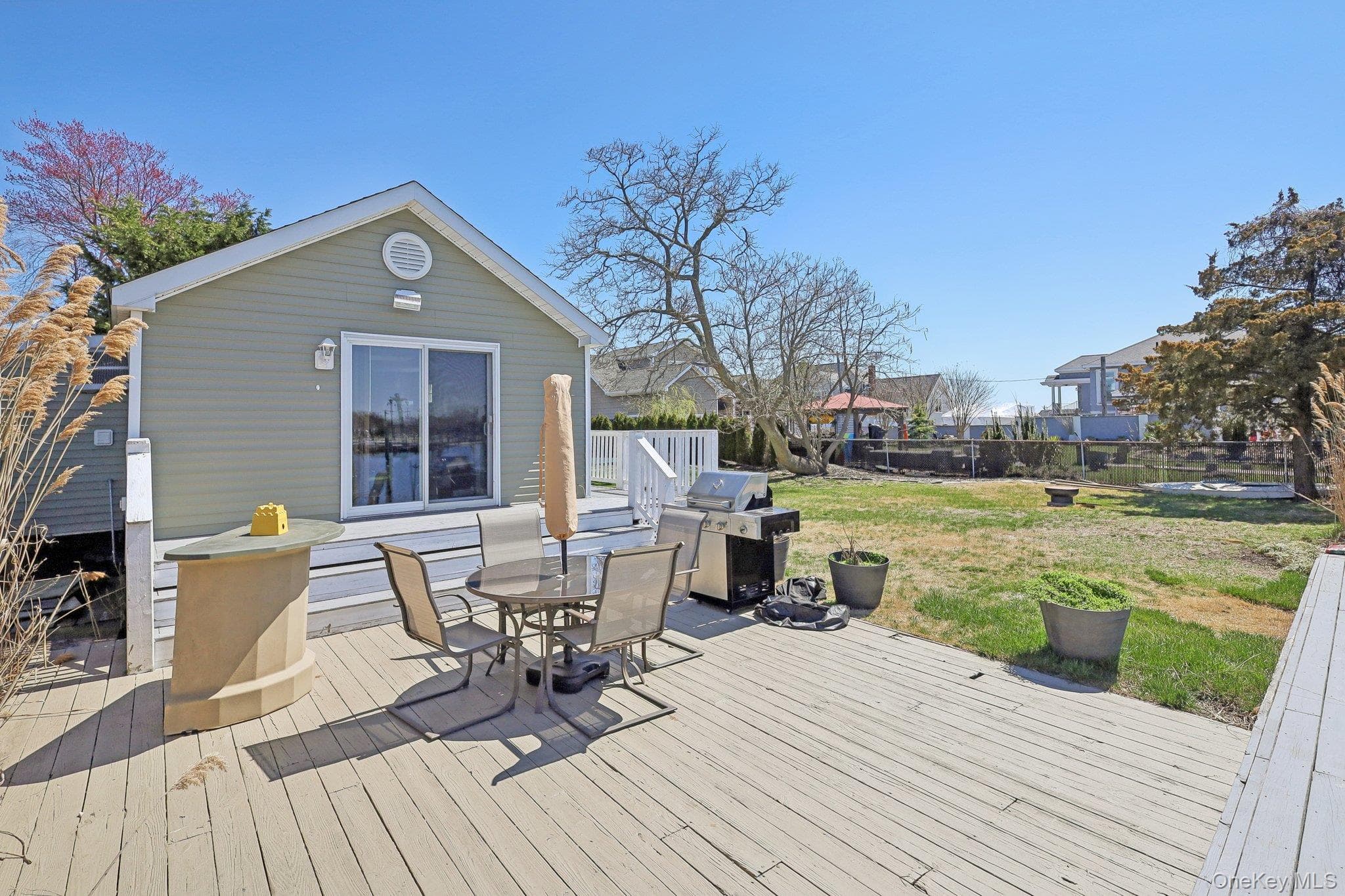 Deck