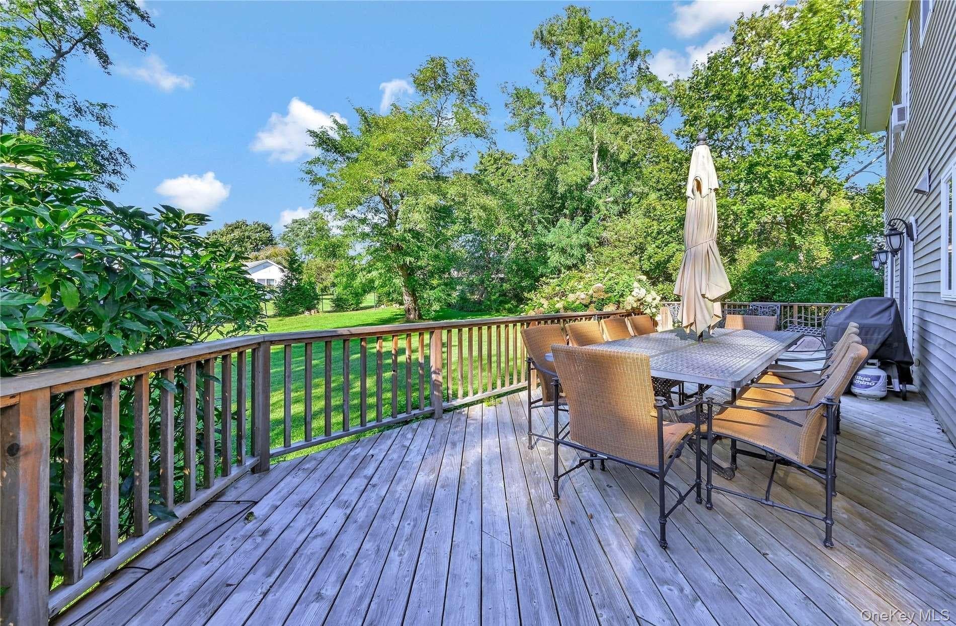 Deck