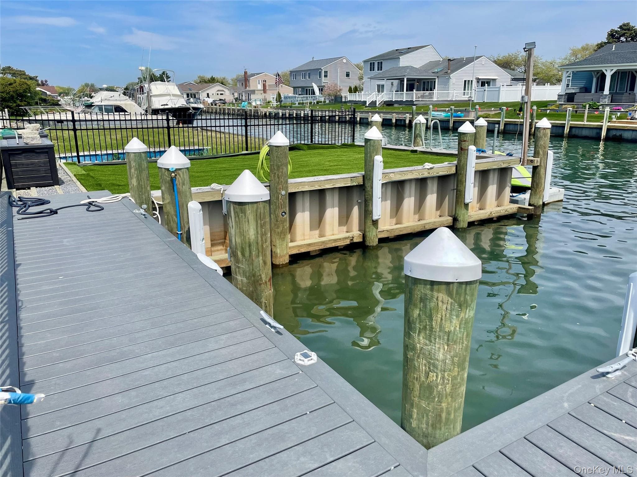 Dock