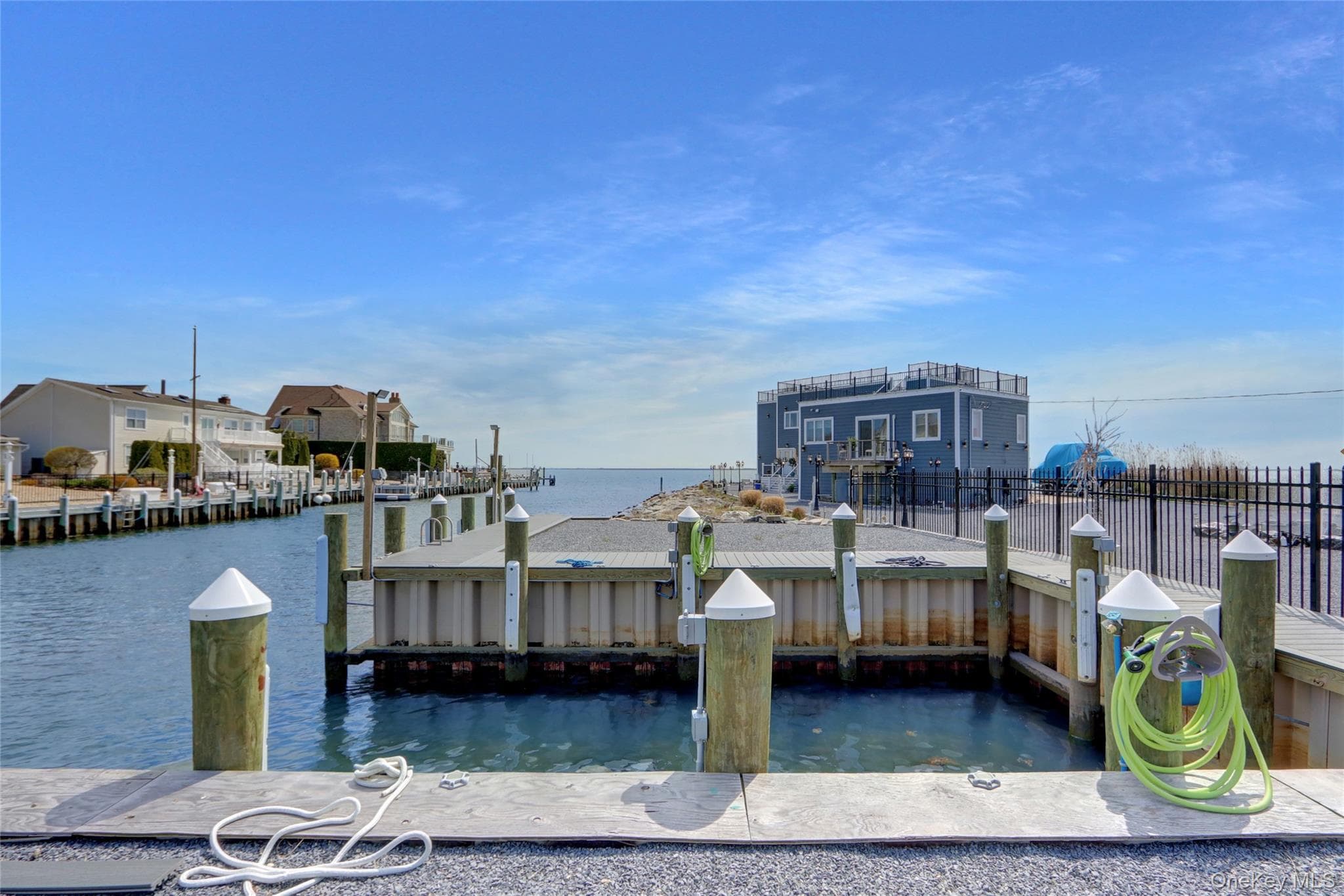 Dock