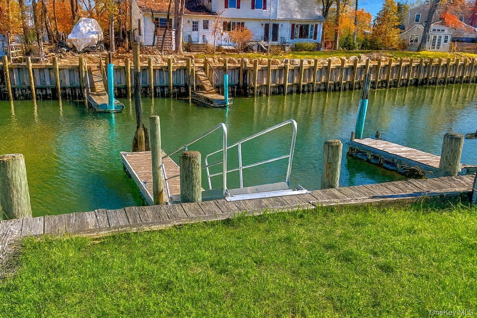 Dock