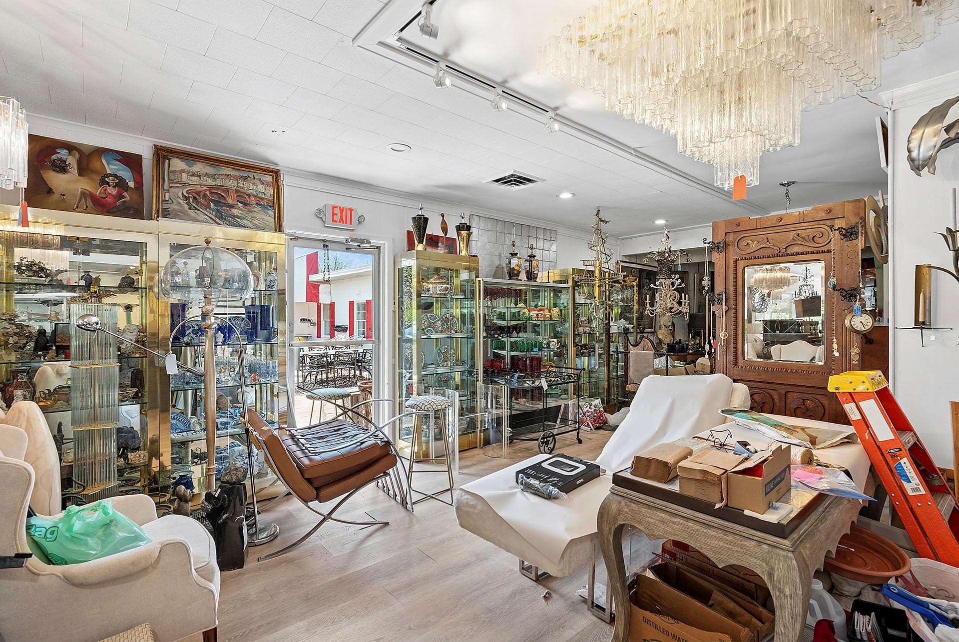 Showroom