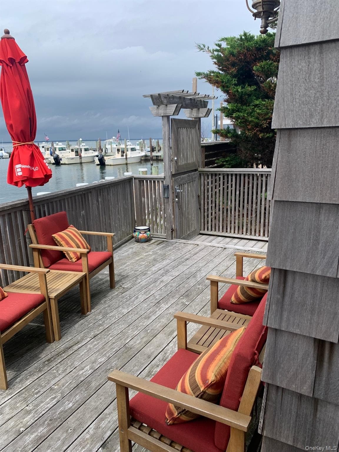 Deck