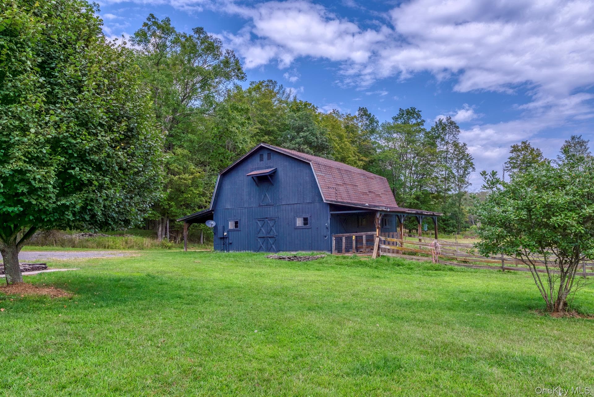 Barn
