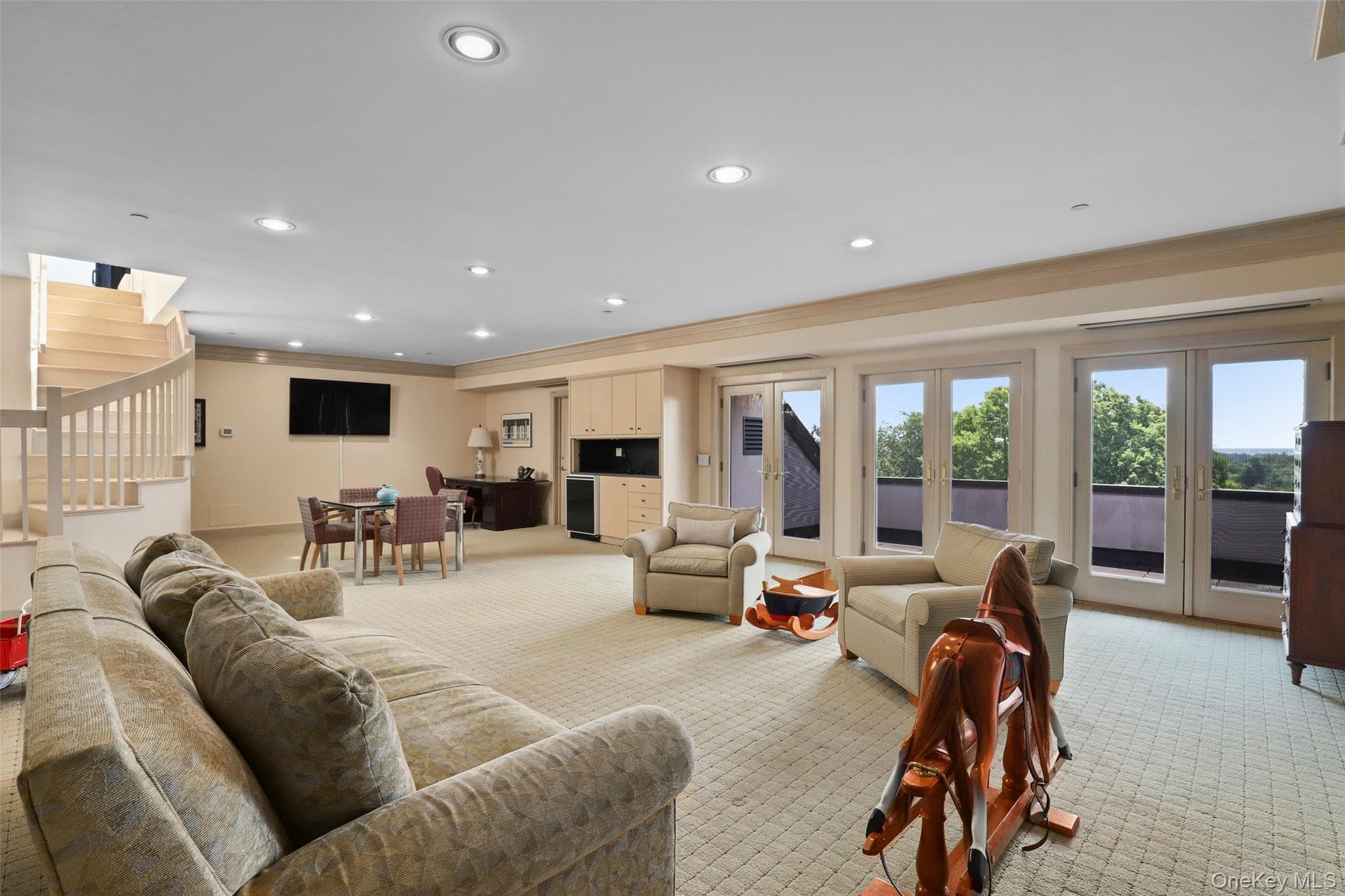Guest Quarters