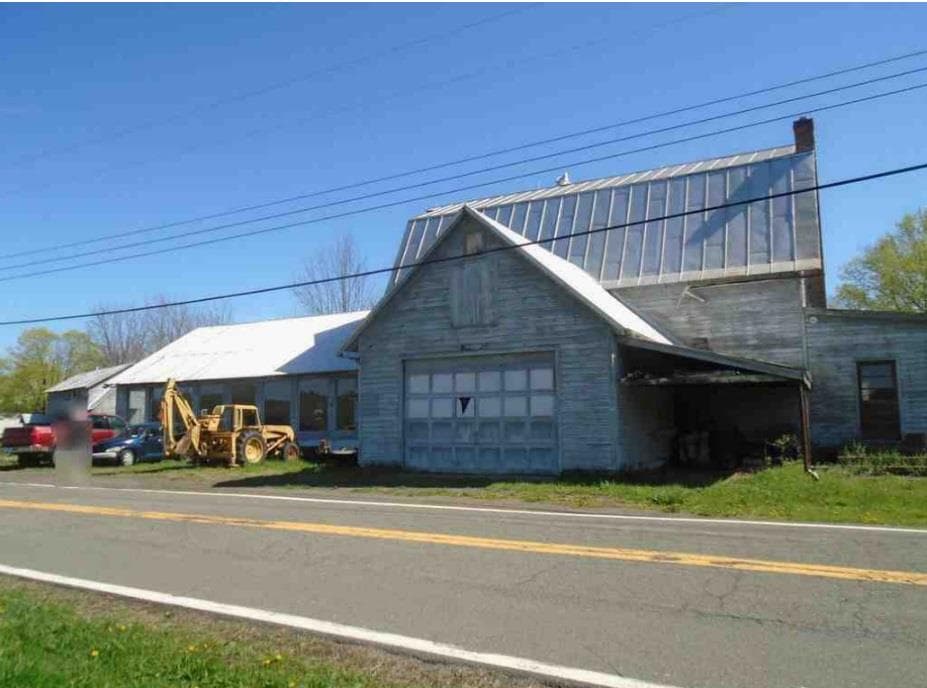 Barn