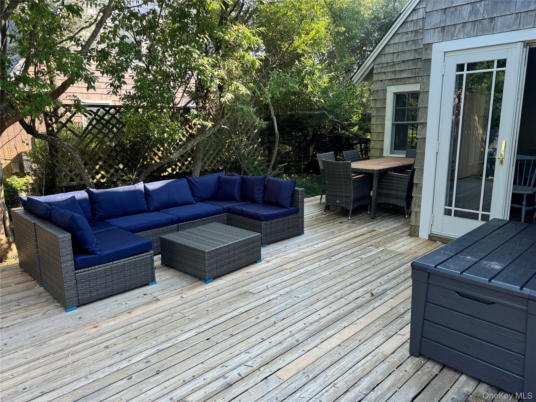 Deck