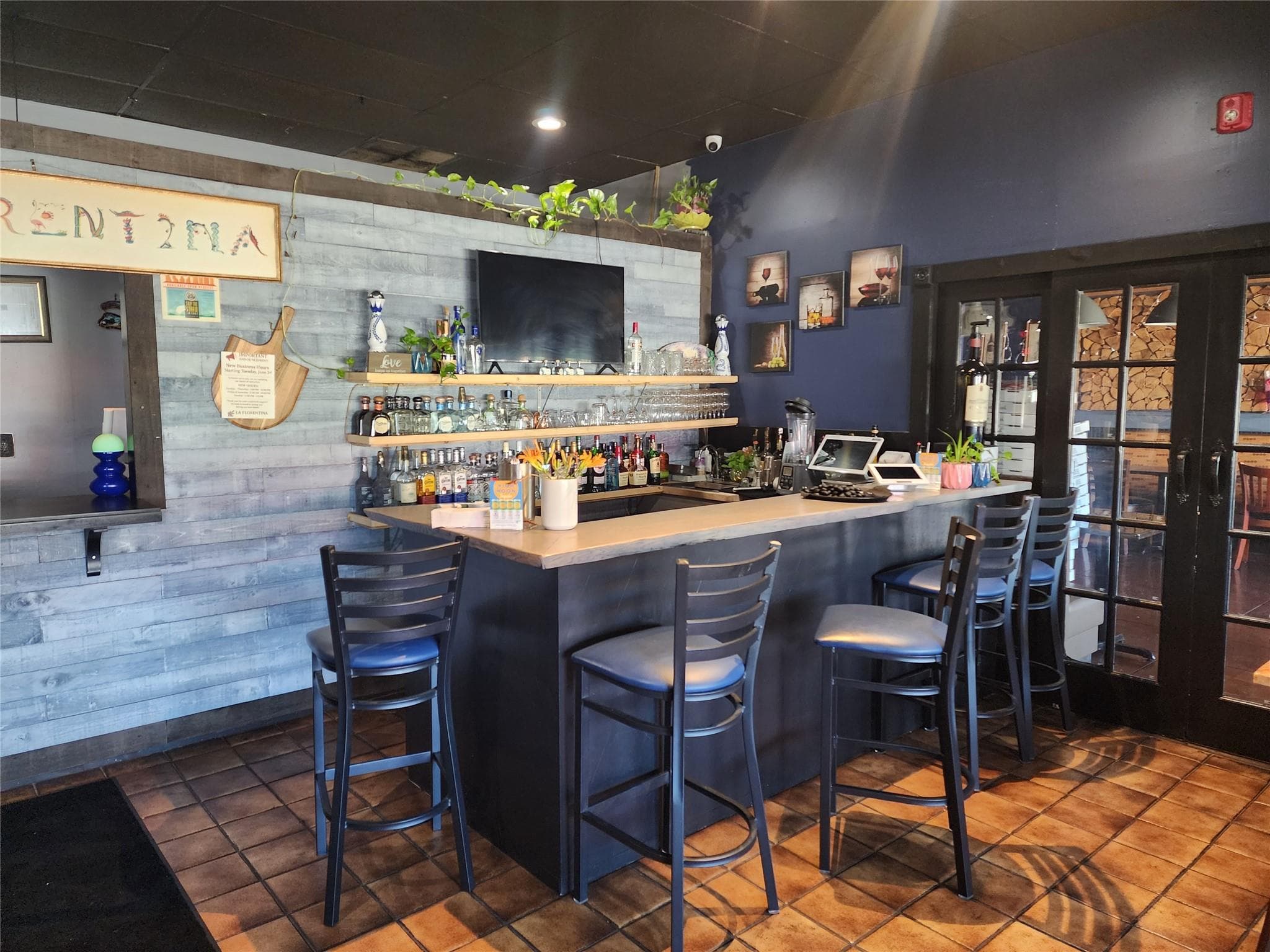 Bar