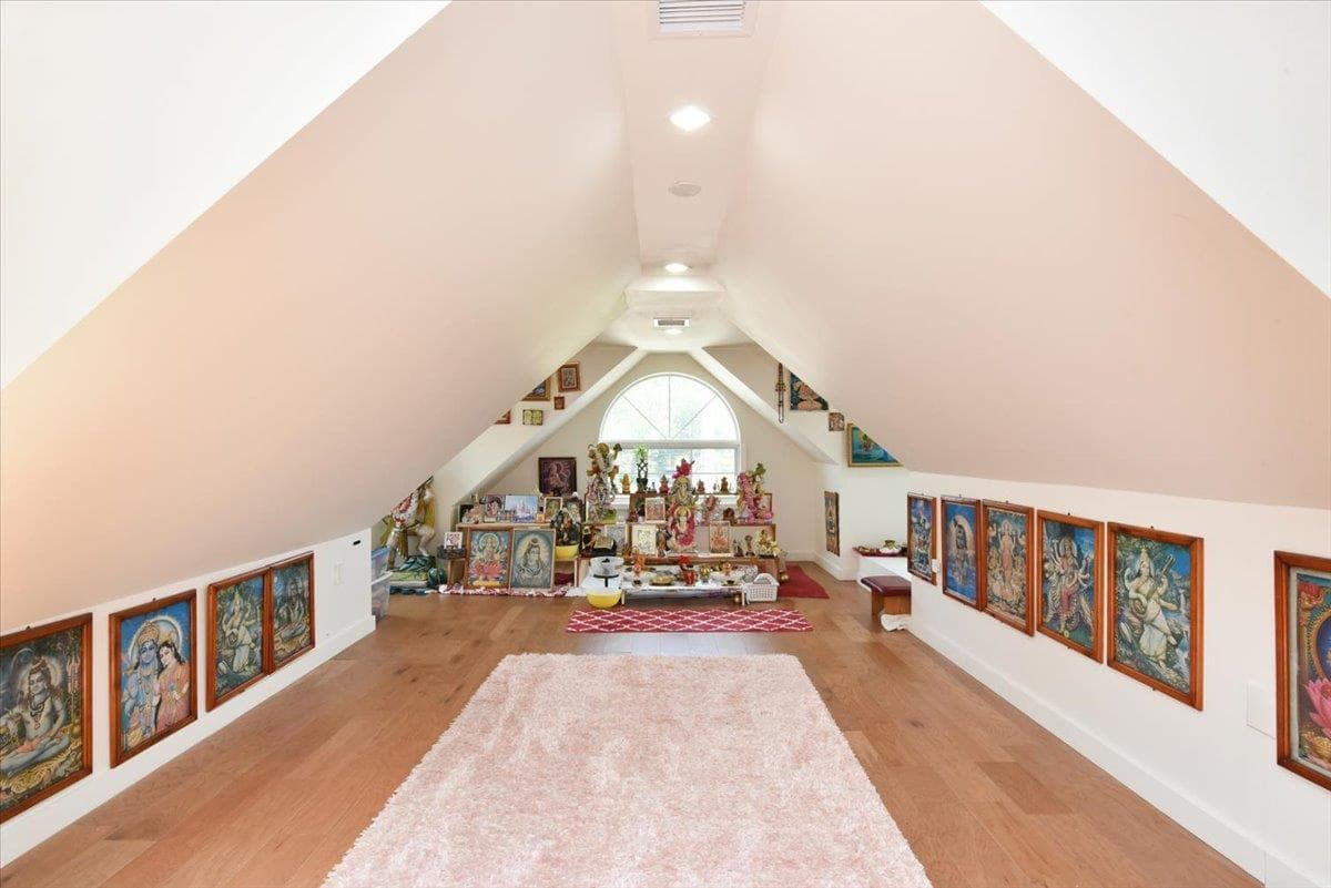 Bonus Room