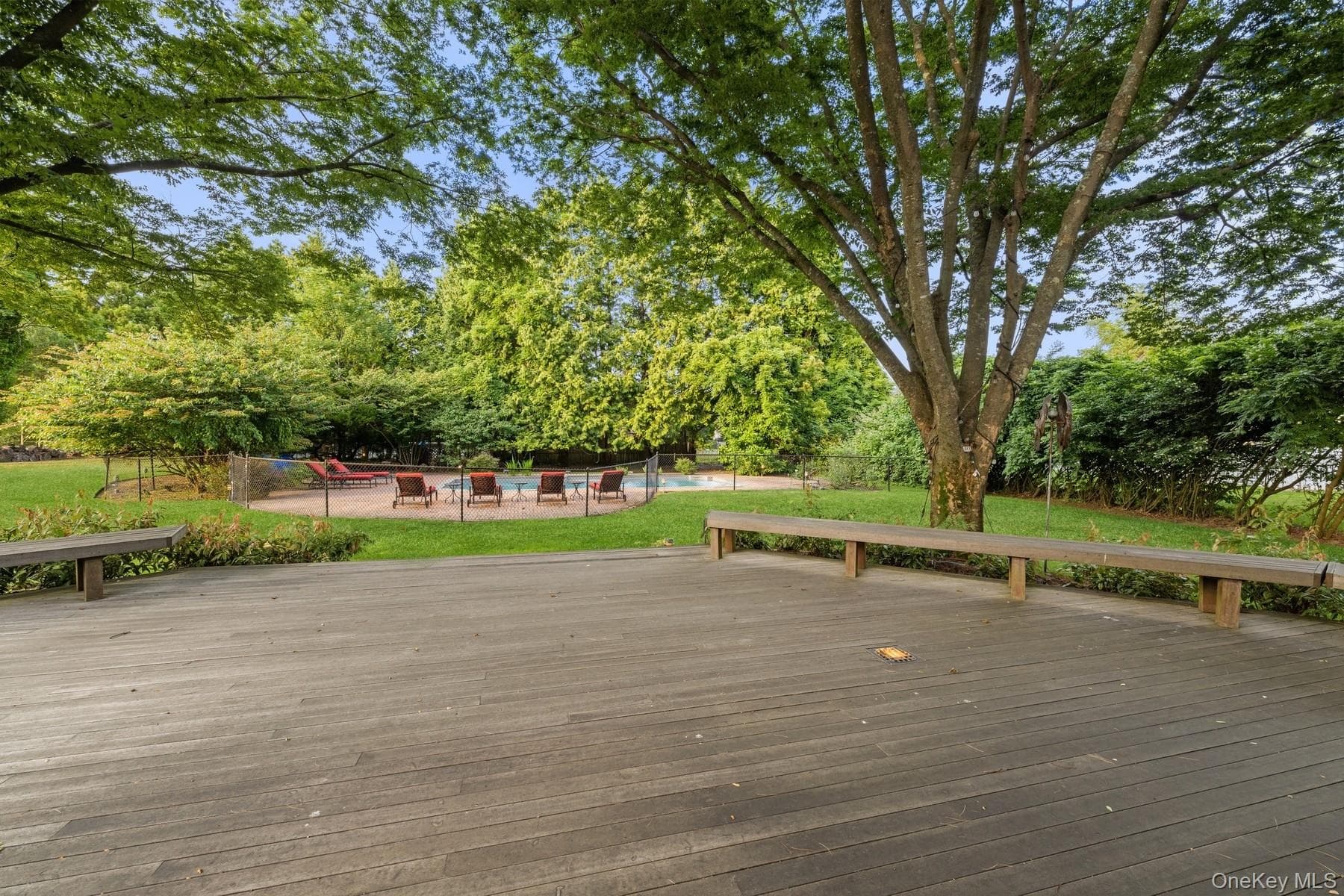 Deck