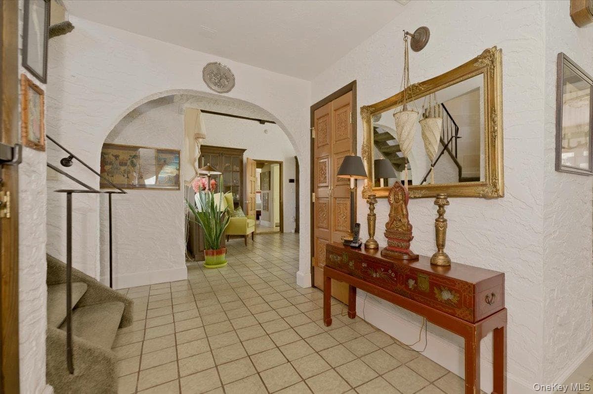 Entrance Foyer