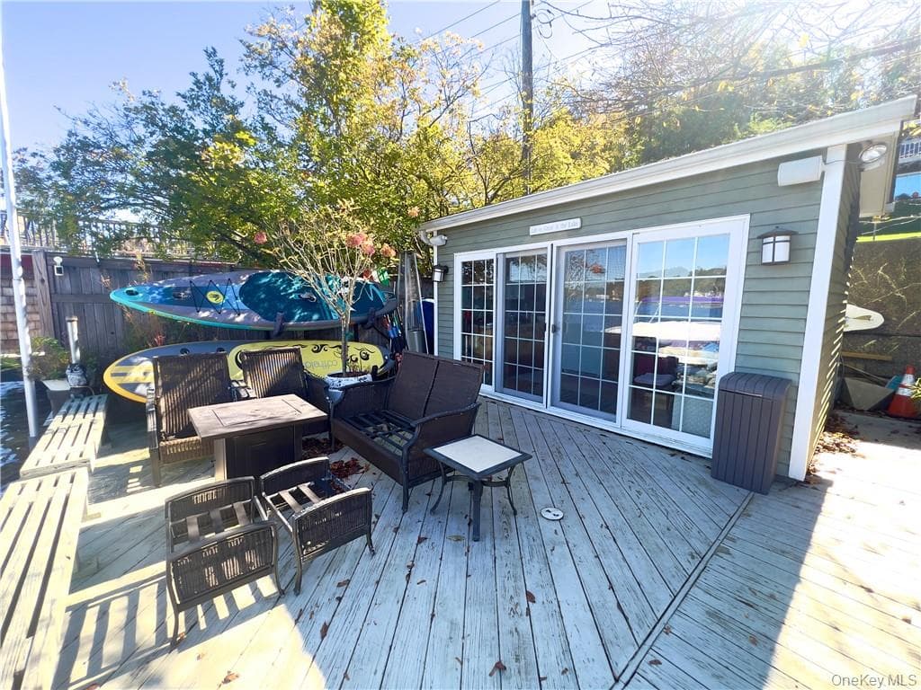 Deck