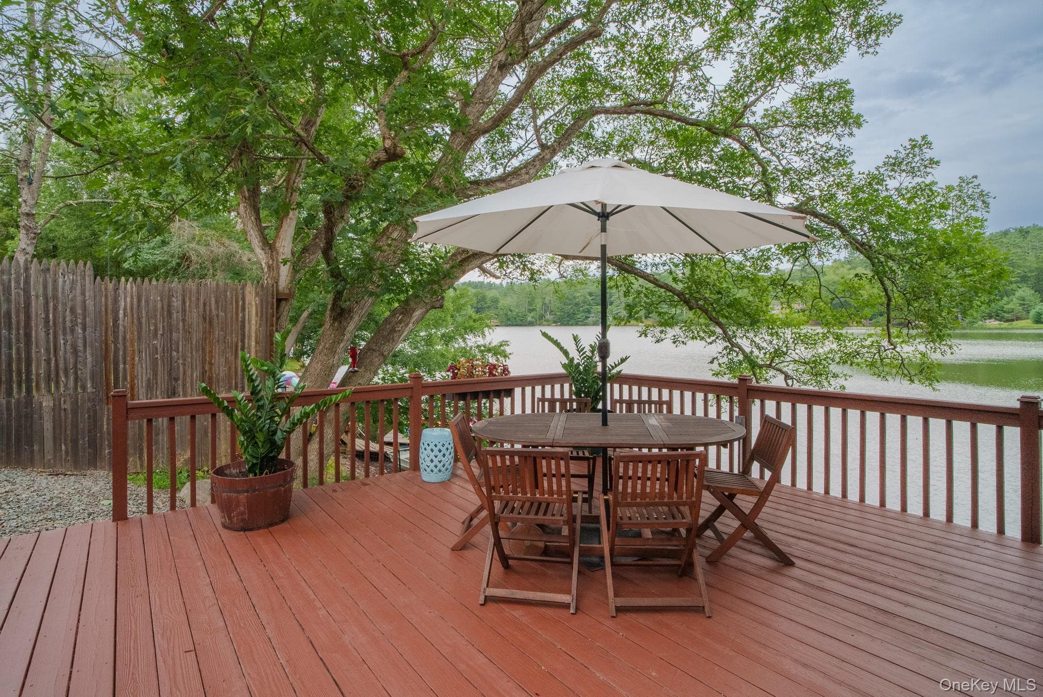 Deck