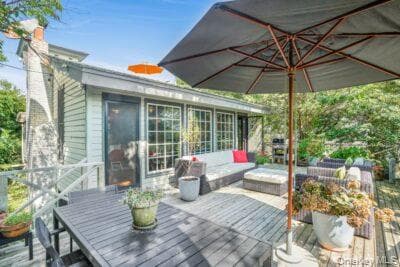 Deck