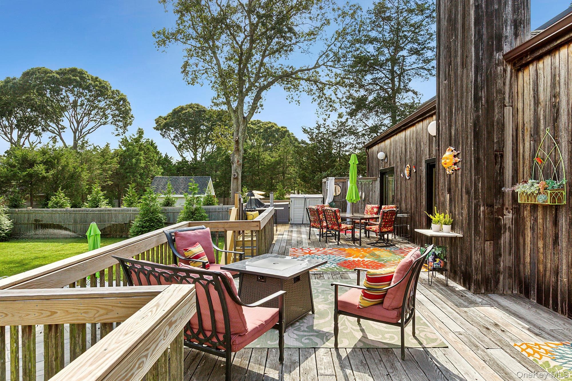 Deck