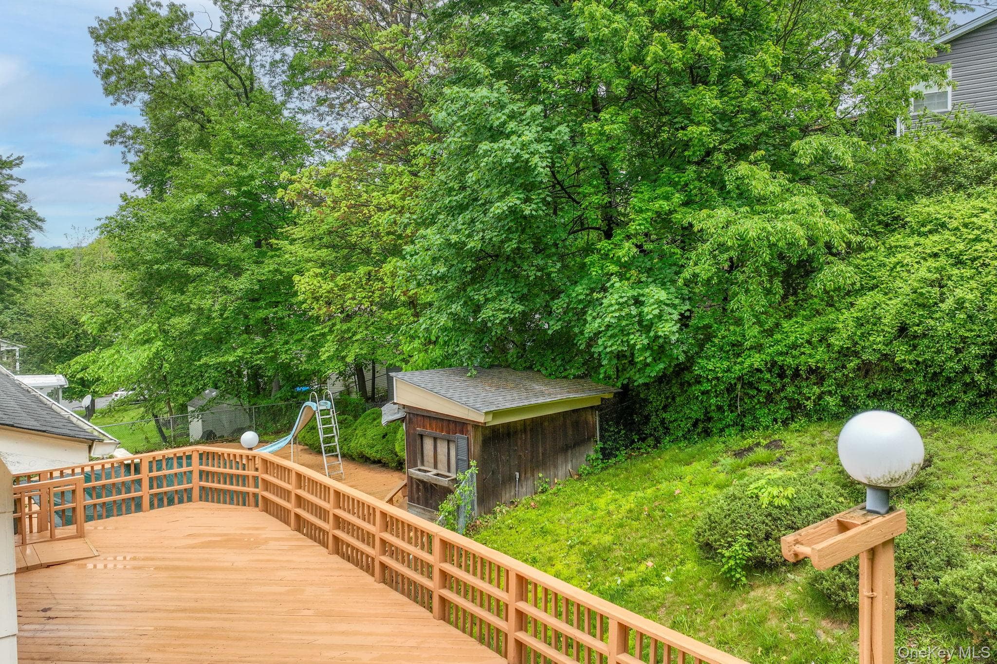 Deck