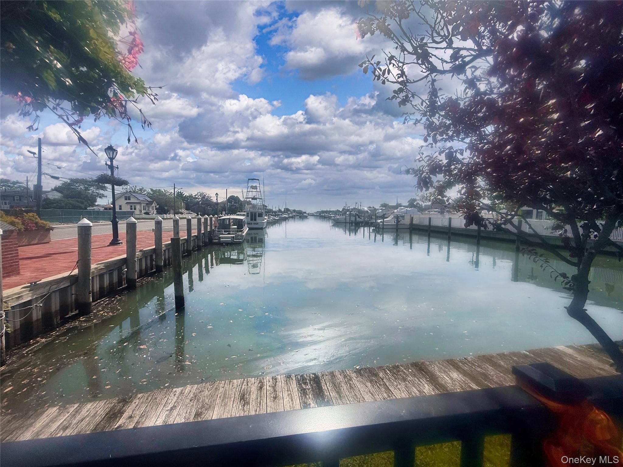 Dock