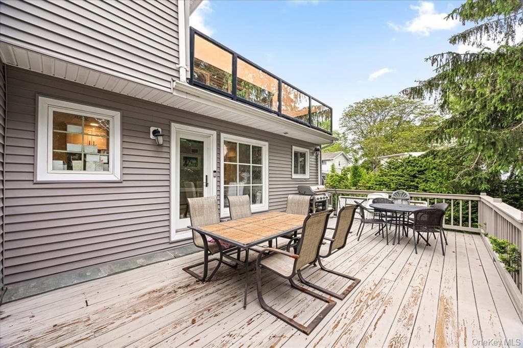 Deck