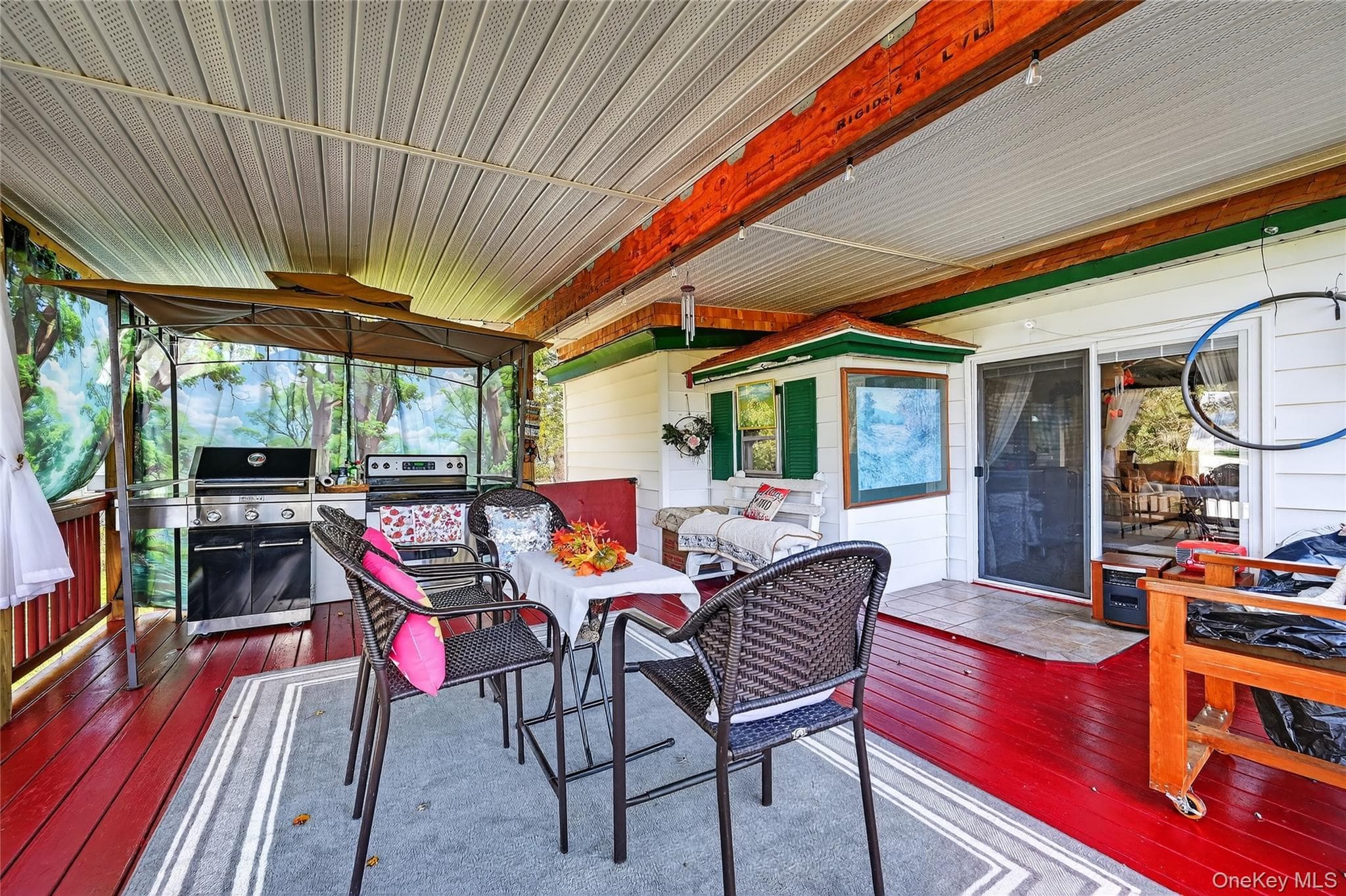 Deck