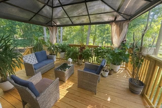 Deck