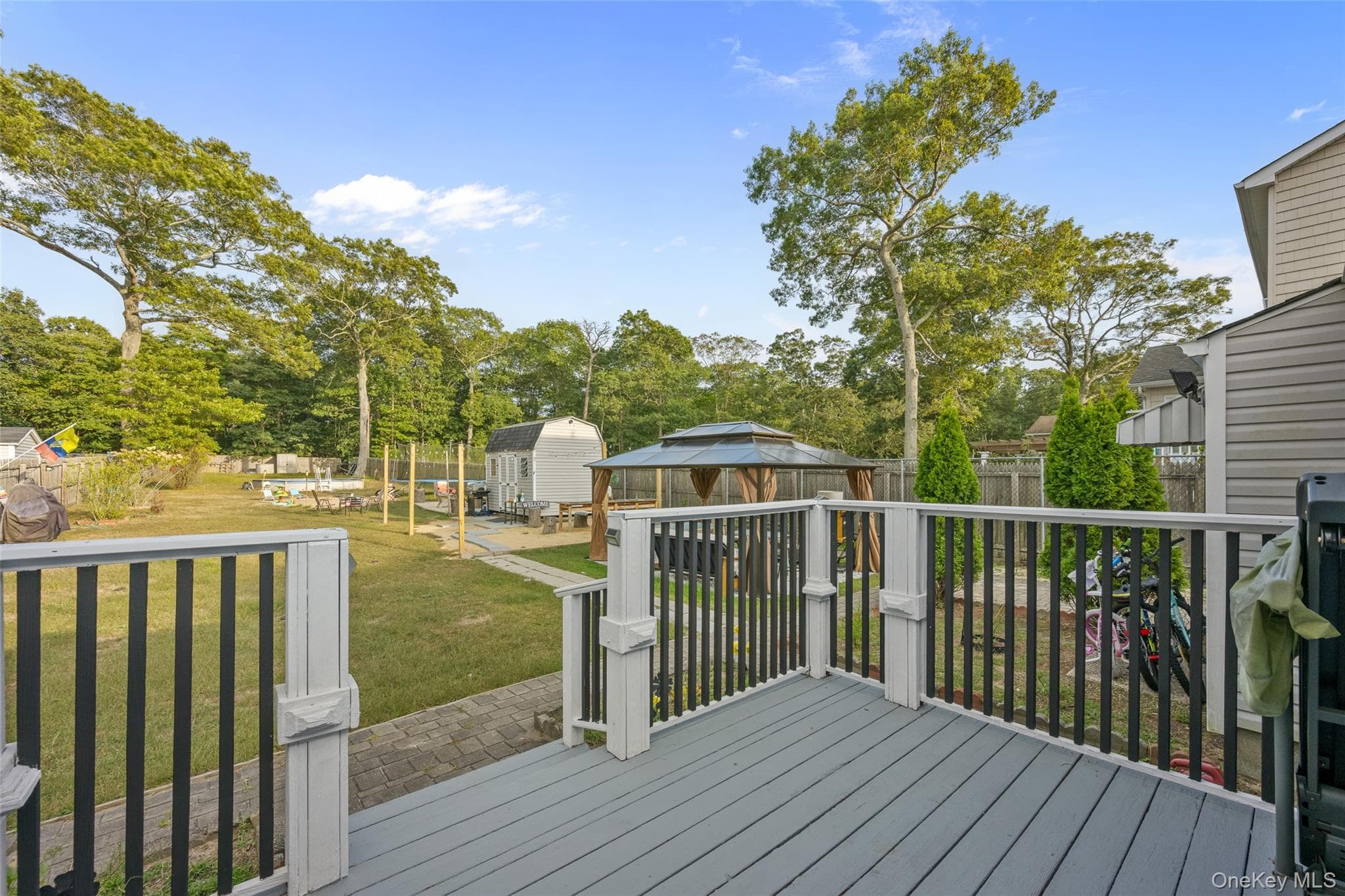 Deck
