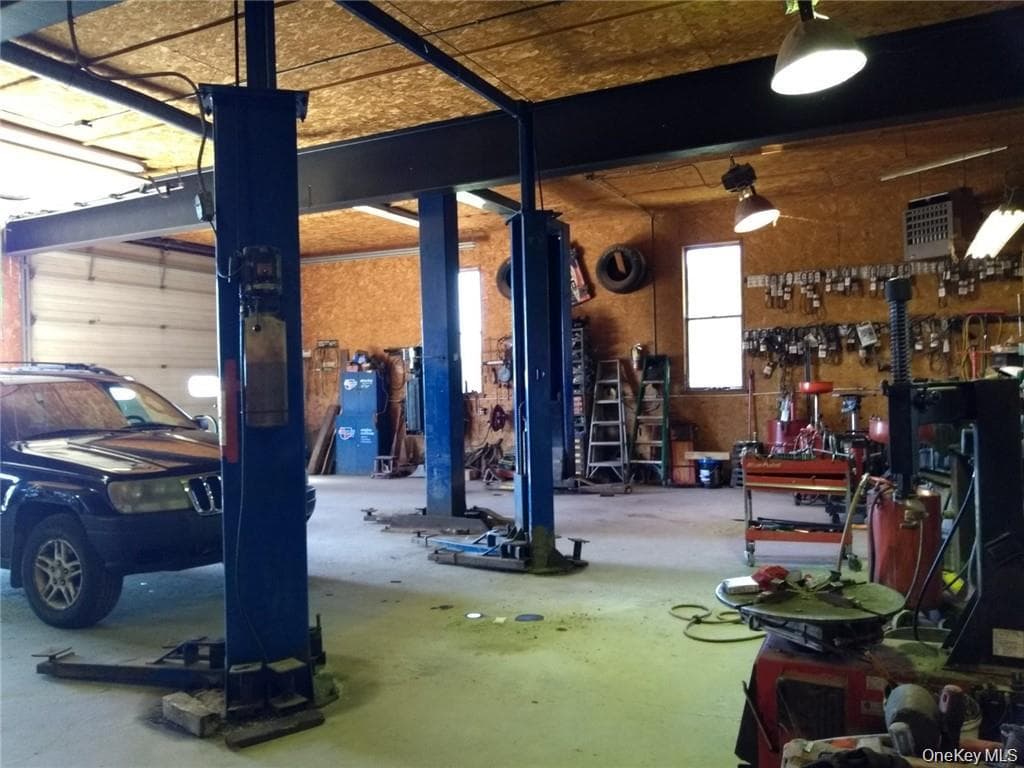 Garage