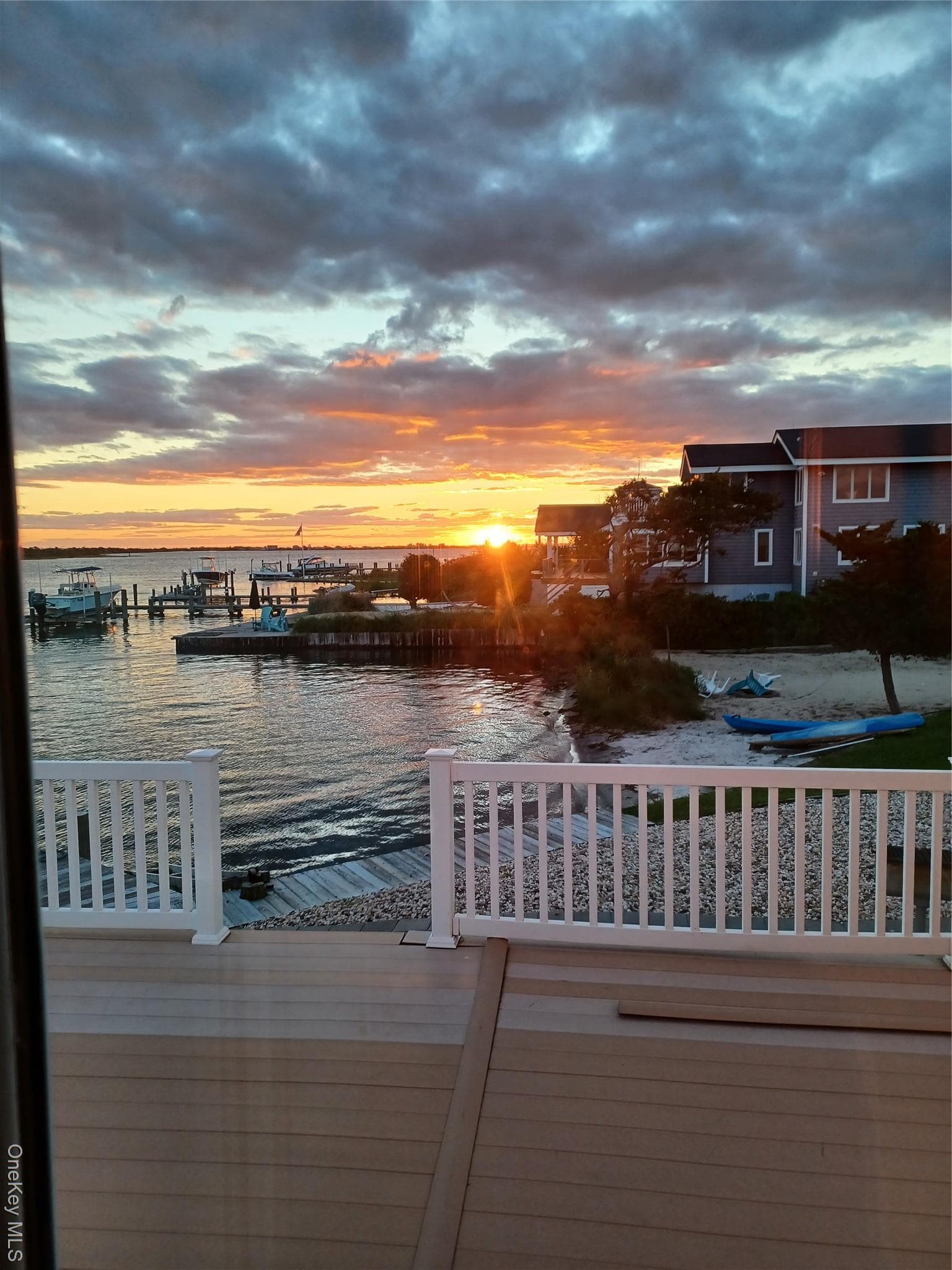 Dock