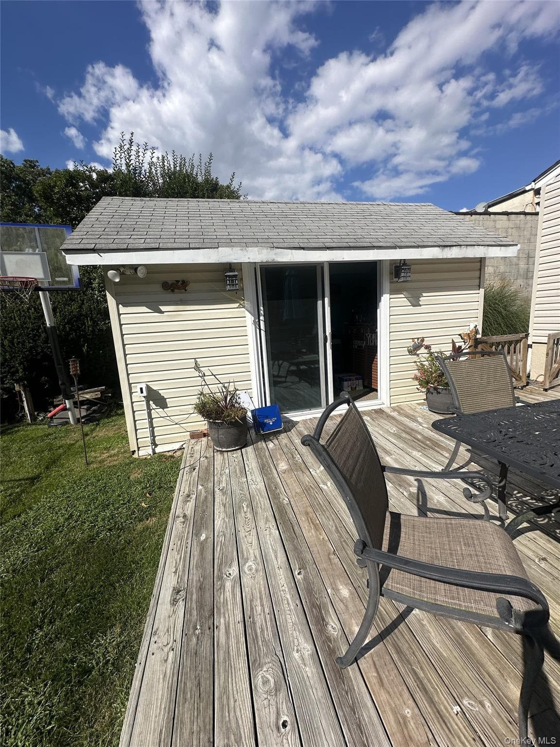 Deck