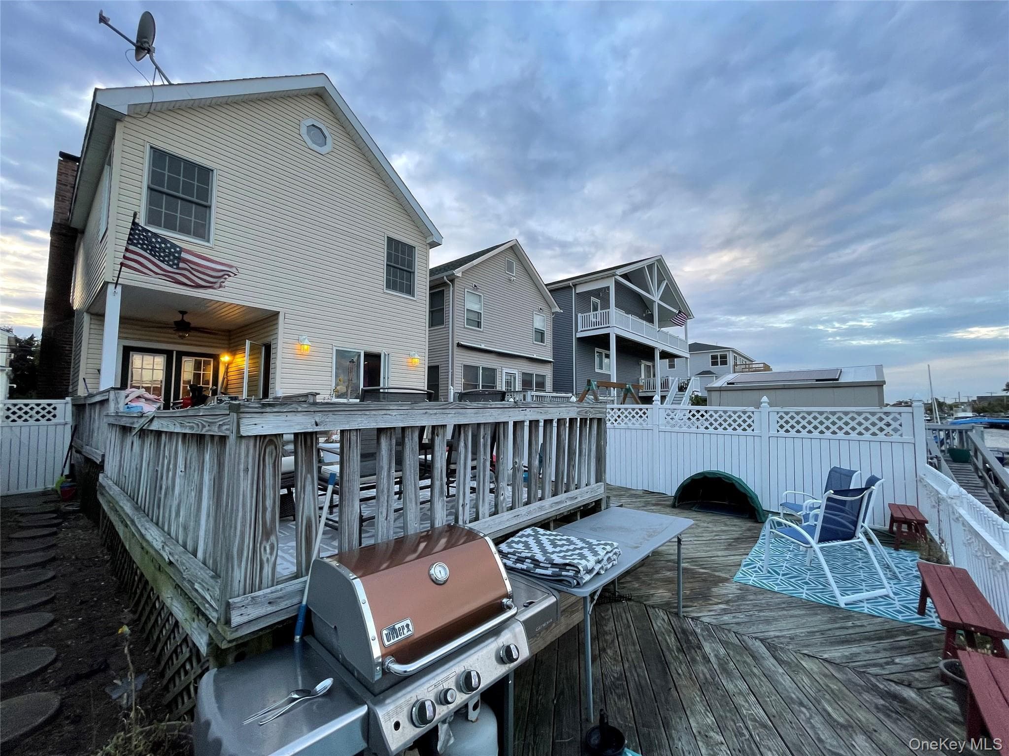 Deck
