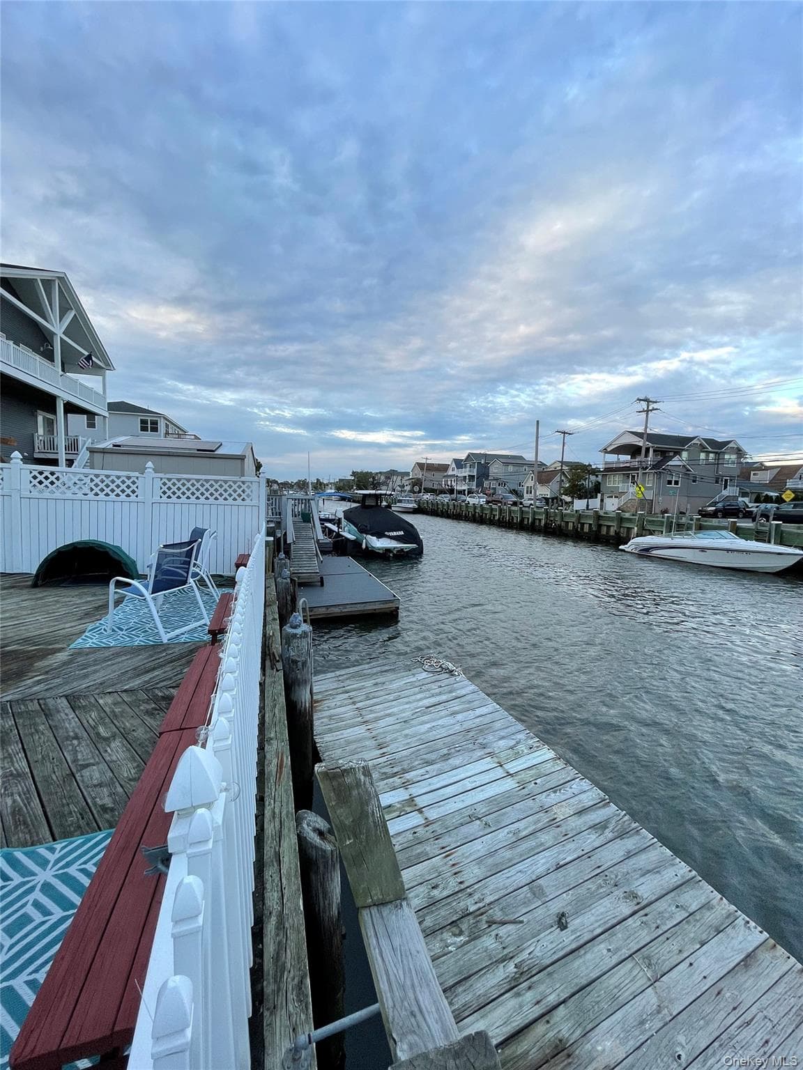 Dock