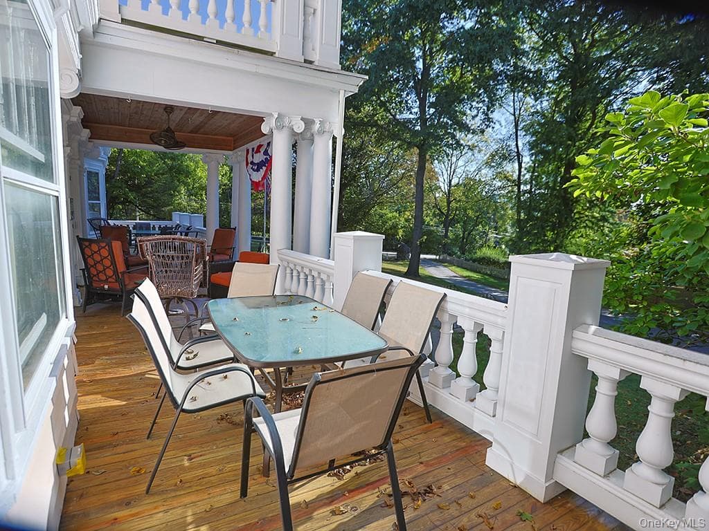 Deck