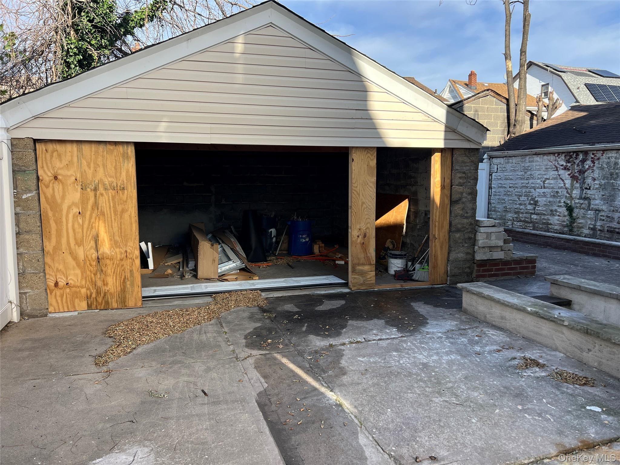 Garage