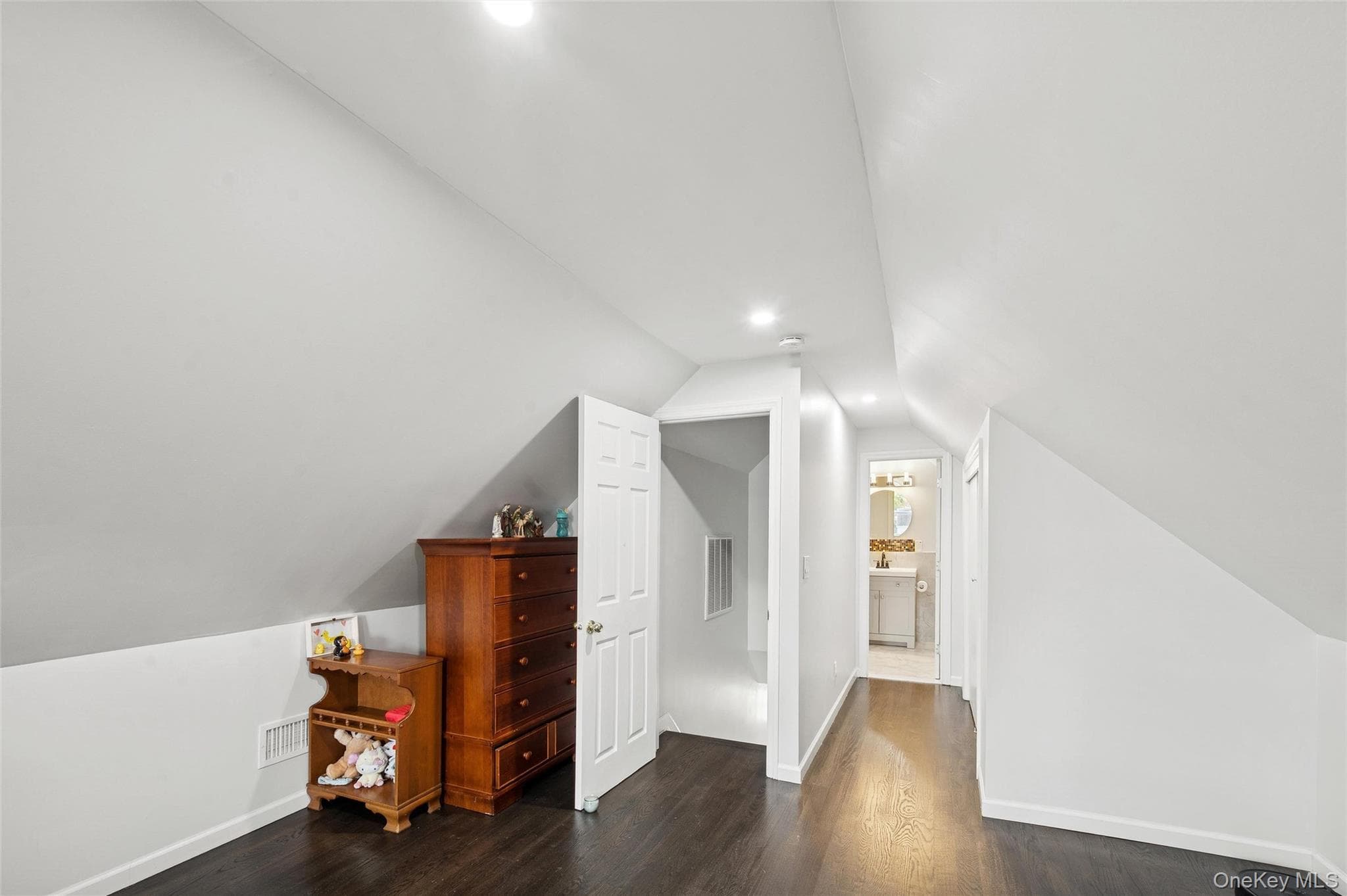 Bonus Room