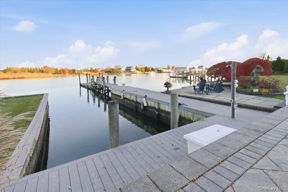 Dock