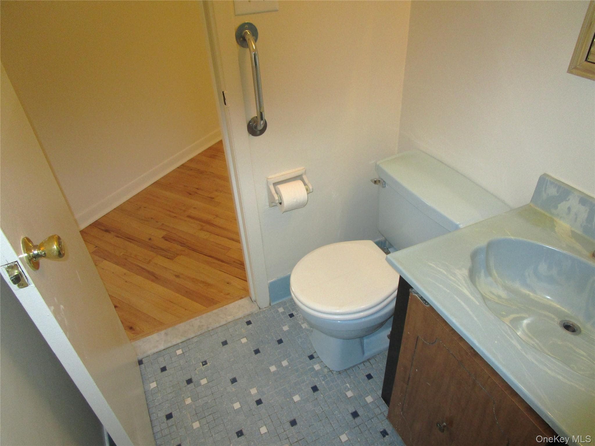 Photo 18